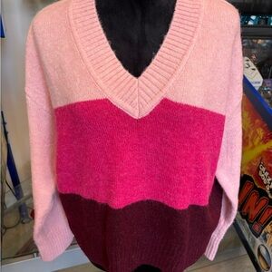 AQUA v-neck color-block pink knit sweater women’s size small NWT